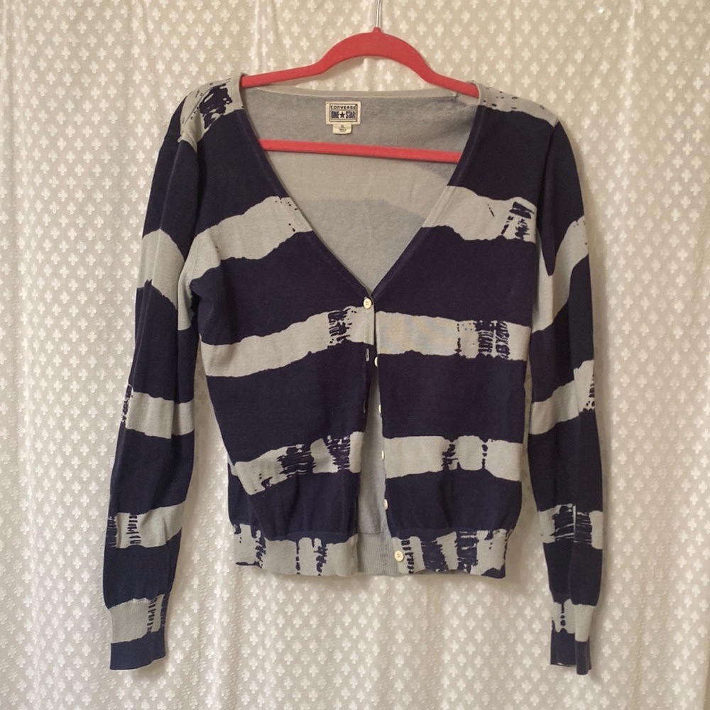 Converse cardigan